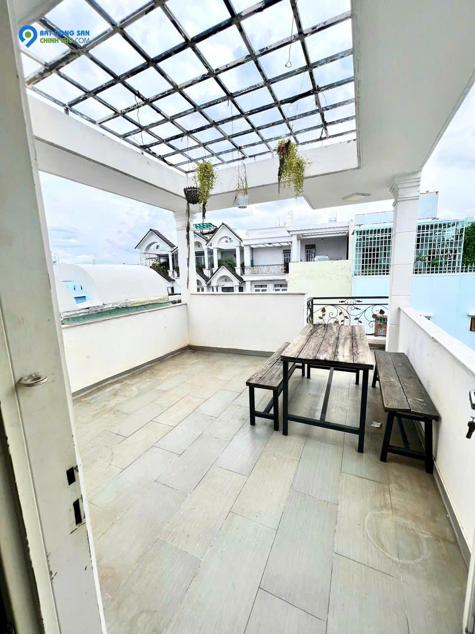 25 Triệu: NGUYÊN CĂN 5 TẦNG 4x14- BÌNH THẠNH- HXH HOÀNG HOA THÁM- 3 PHÒNG ĐỦ NỘI THẤT: 0933 910 039