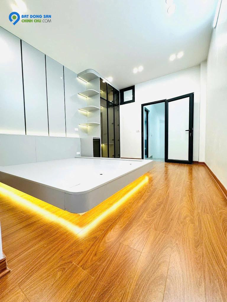 BÁN GẤP NHÀ XUÂN LA - 42M - 5 TẦNG - 7P NGỦ -7.3 TỶ
