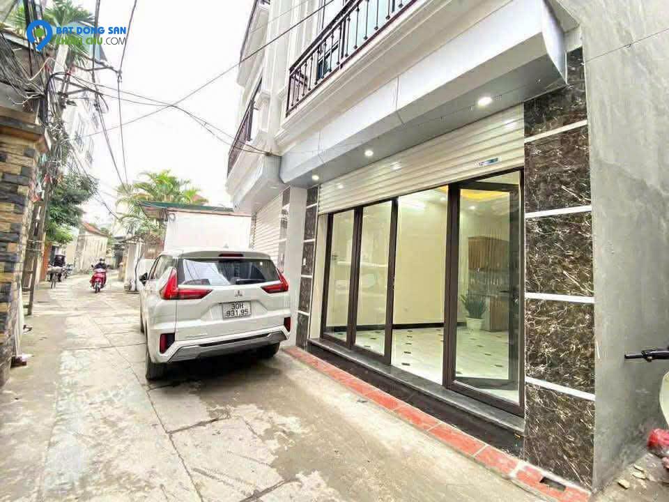 Bán Căn Nhà Lĩnh Nam 32m 5 Tầng 4 Phòng Ngõ Thông Ô Tô Vào Nhà Sổ Đỏ