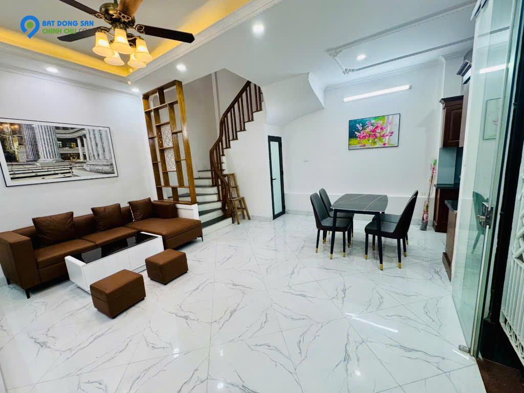 Bán Nhà Nam Dư Lĩnh Nam 39m 5 Tầng 4  phòng Tặng Hết Nội Thất Sổ Đỏ Riêng