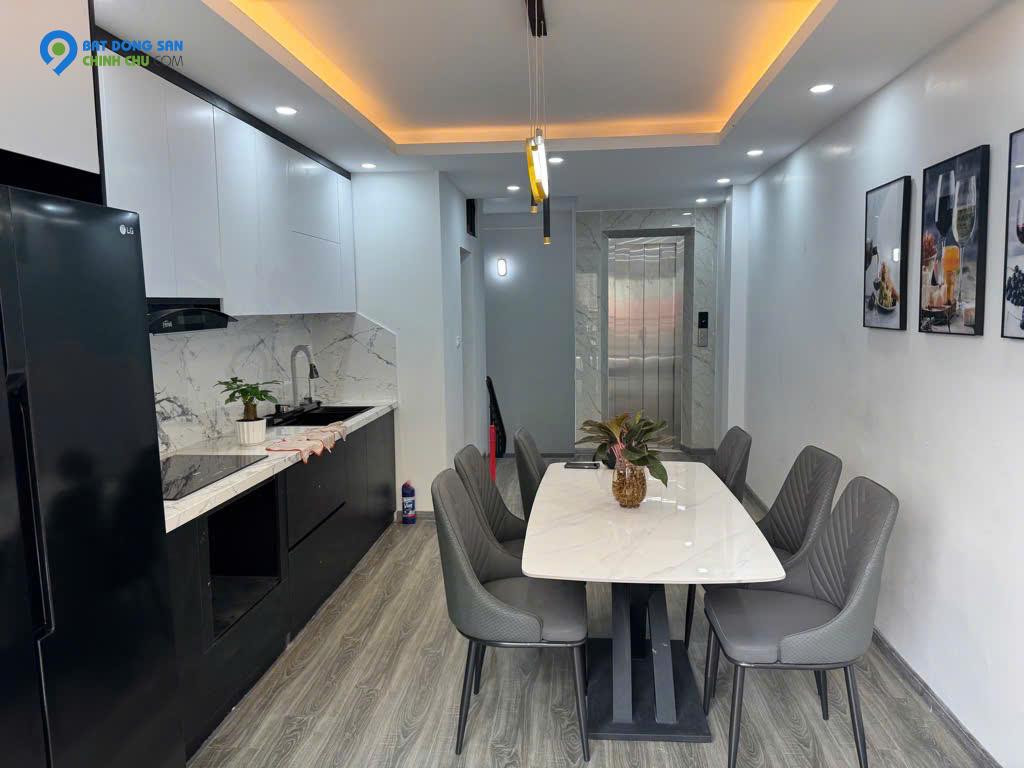 Bán Nhà Xuân La - Tây Hồ  -  5 Tầng Thang Máy Nhập Khẩu  -  Oto Qua Nhà  -  Full Tiện Ích