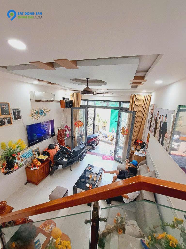 Bán nhà 100m2, 3 tầng, 3PN, 4WC, Trung Mỹ Tây 2A, Q12, 5.6 tỷ - Sổ Hồng