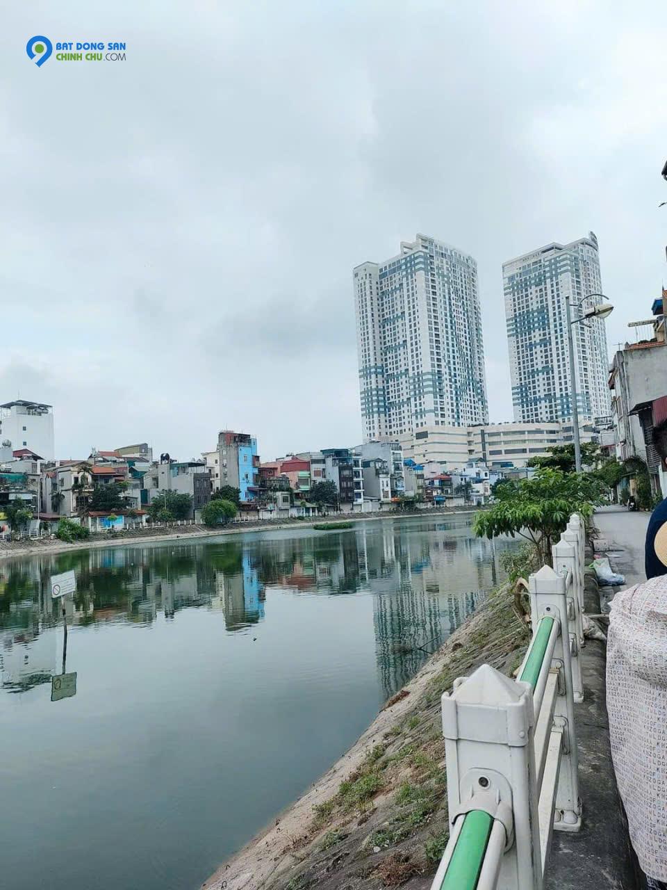 Bán nhà 3 tầng, mặt view hồ Tai Trâu, Ngọc Lâm, kinh doanh, dòng tiền