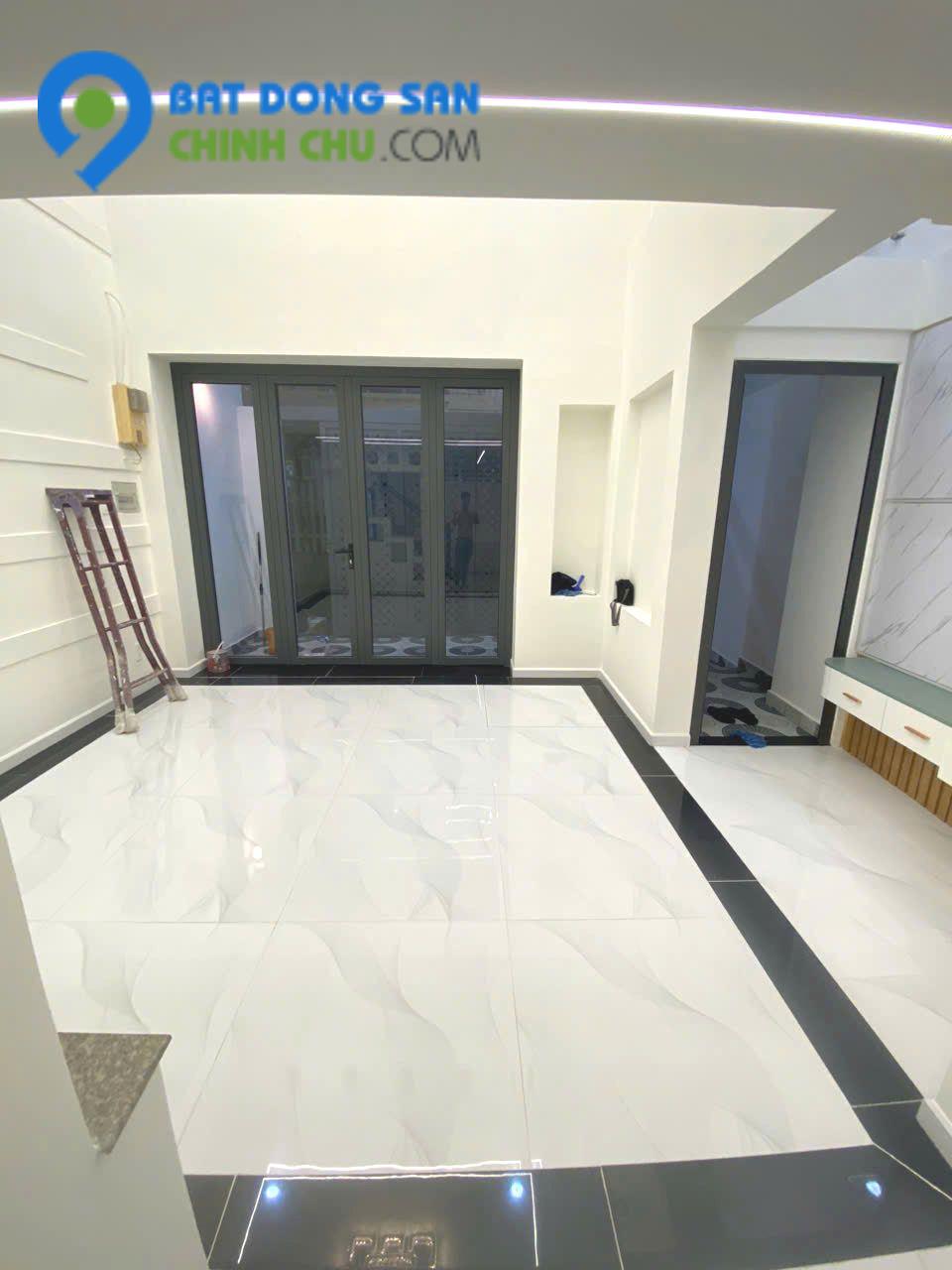 Bán nhà 4 tầng hẻm xe hơi ngay Lê Quang Định DT 42m2 Giá nhỉnh 7 tỷ