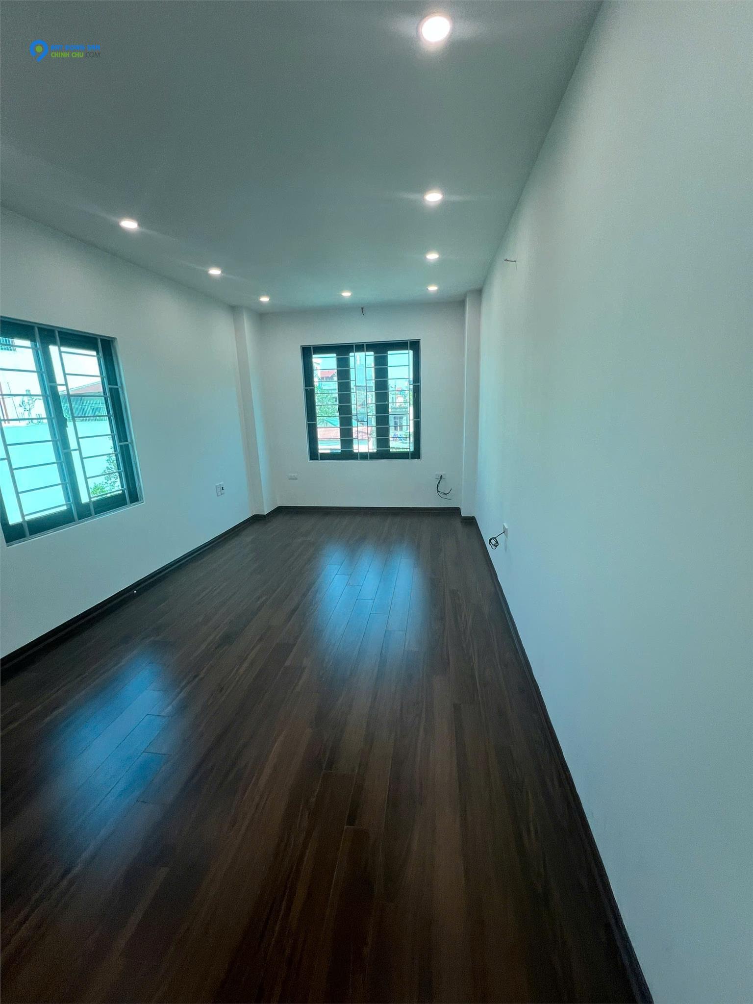 Bán nhà 40m², 5 tầng, lô góc, Tả Thanh Oai - Thanh Trì - 3.5 tỷ 0815314444