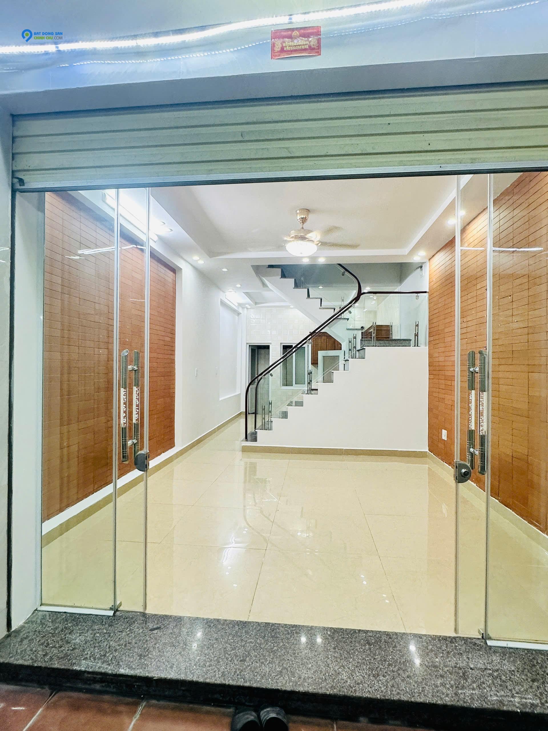 Bán nhà 41,5m2 3 tầng Hạ Lũng, Hải An gần trường mầm non, cấp 1,2, chợ Hạ Lũng, khu dân cư văn minh-- an ninh tốt, Giá hơn 2,8 tỷ