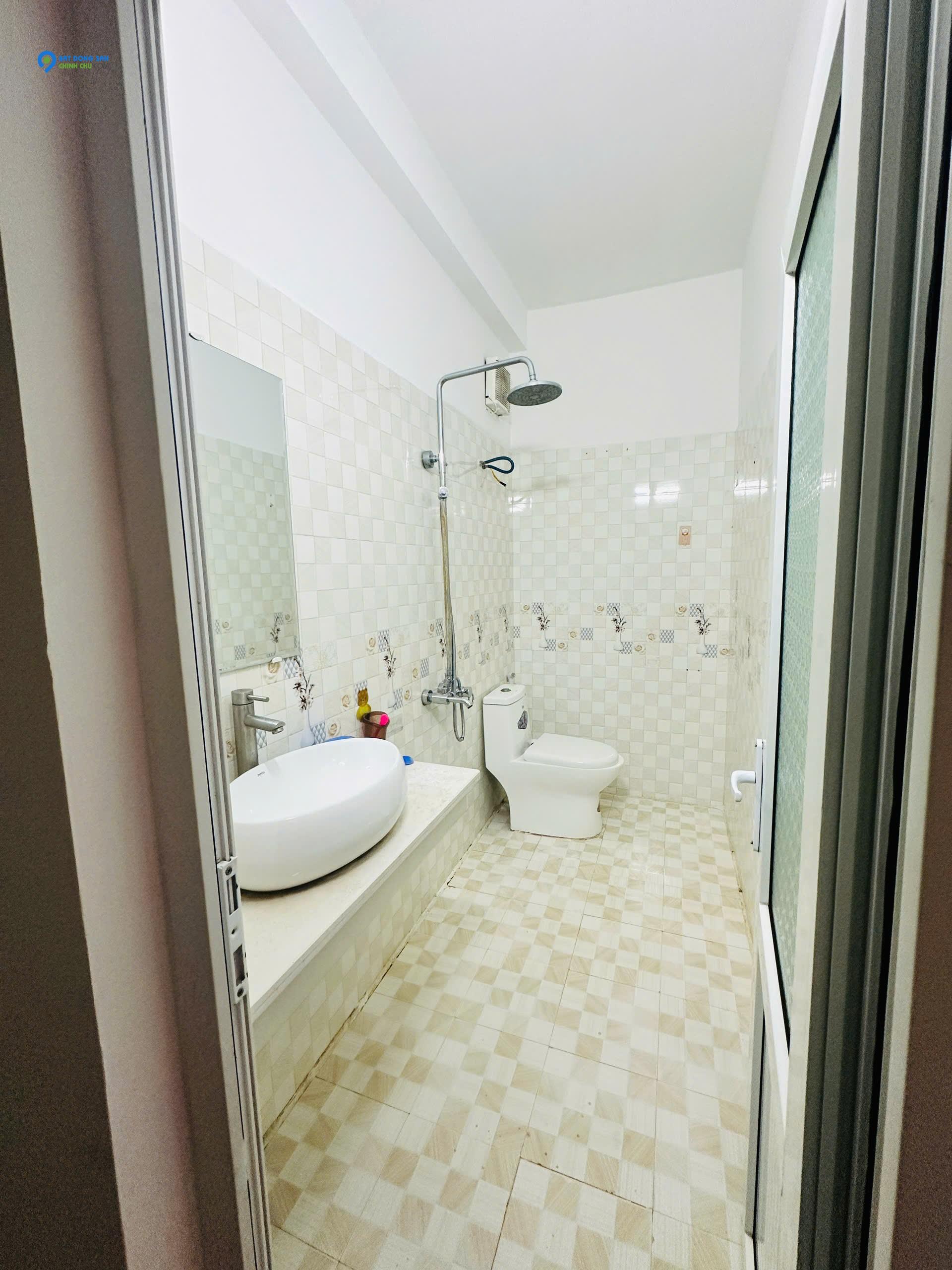 Bán nhà 41,5m2 3 tầng Hạ Lũng, Hải An gần trường mầm non, cấp 1,2, chợ Hạ Lũng, khu dân cư văn minh-- an ninh tốt, Giá hơn 2,8 tỷ