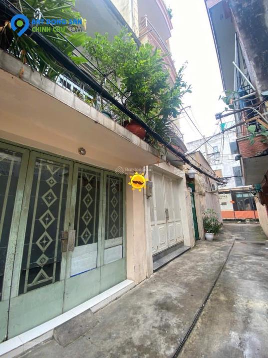 Bán nhà Bình Thạnh gần Thị Nghè-2 Lầu HẺM XE HƠI cách 15M- 42M2-Chỉ 5.2 đồng
