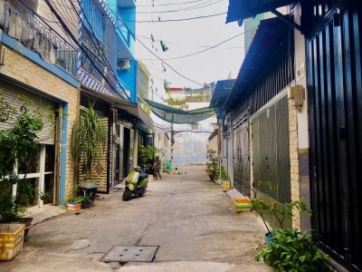 Bán nhà hẻm 6m Lê Thúc Hoạch . DT 4.5 x 17 nhà C4 giá 5.3 TỶ THƯƠNG LƯỢNG
