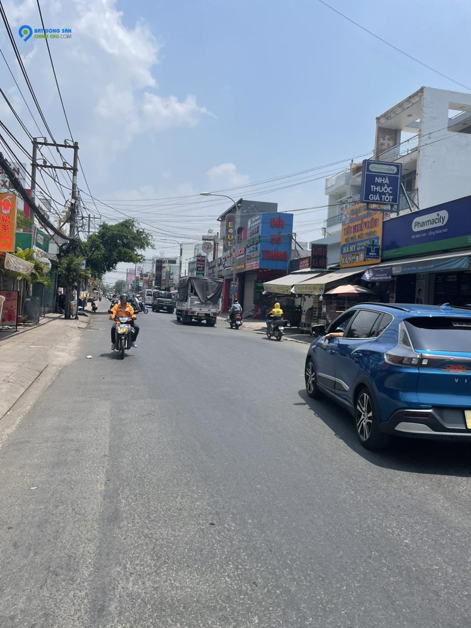 Bán nhà mặt tiền 9,2x27m giá 27 tỷ Đường Nguyễn Ảnh Thủ