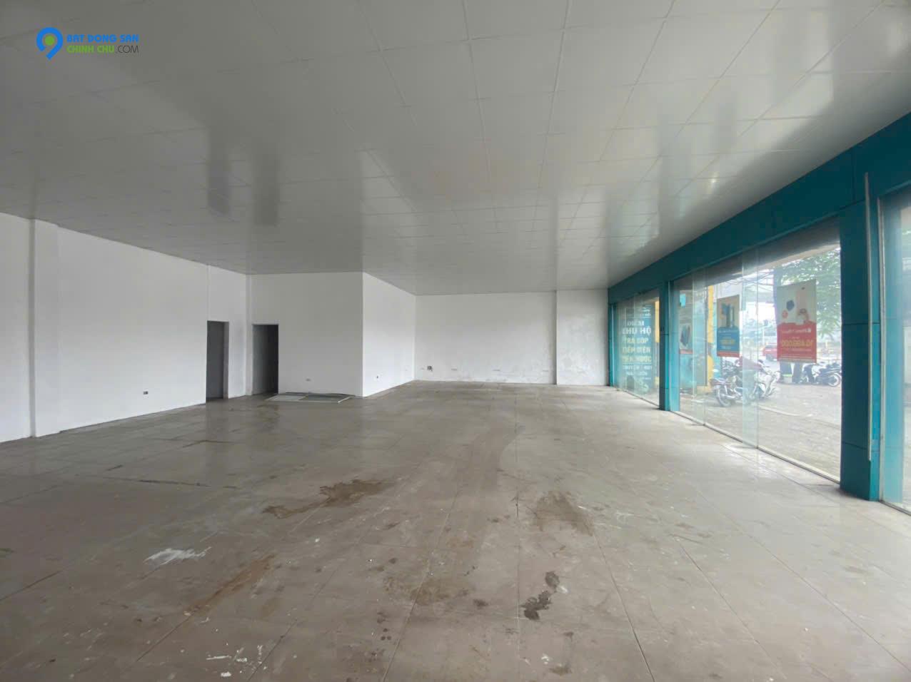 CHO THUÊ SHOWROOM, KHO XƯỞNG 543M2  MẶT ĐƯỜNG NGỌC HỒI -