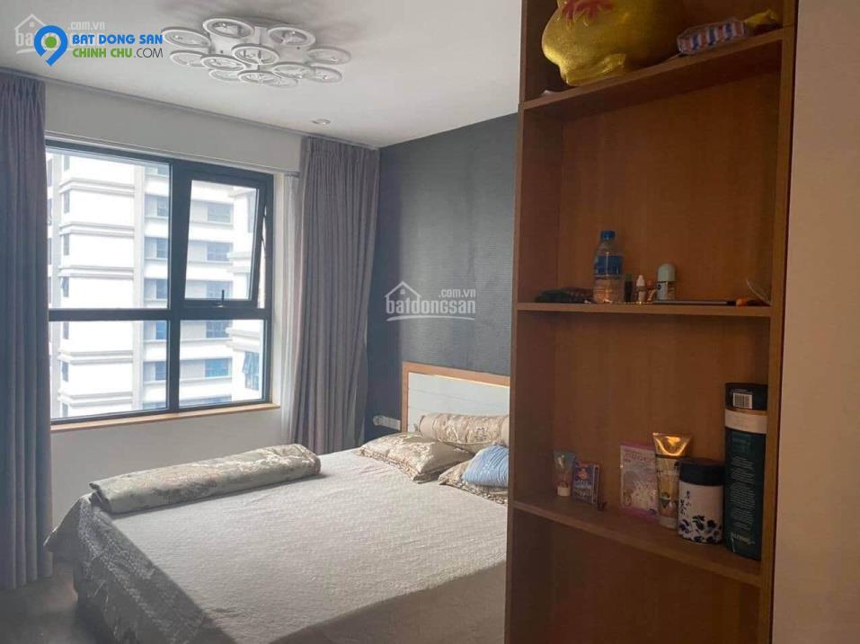 Cần bán CH 2PN, 78m2, tầng trung ở chung cư Goldmark City. Giá bán 5.3 tỷ, có thương lượng