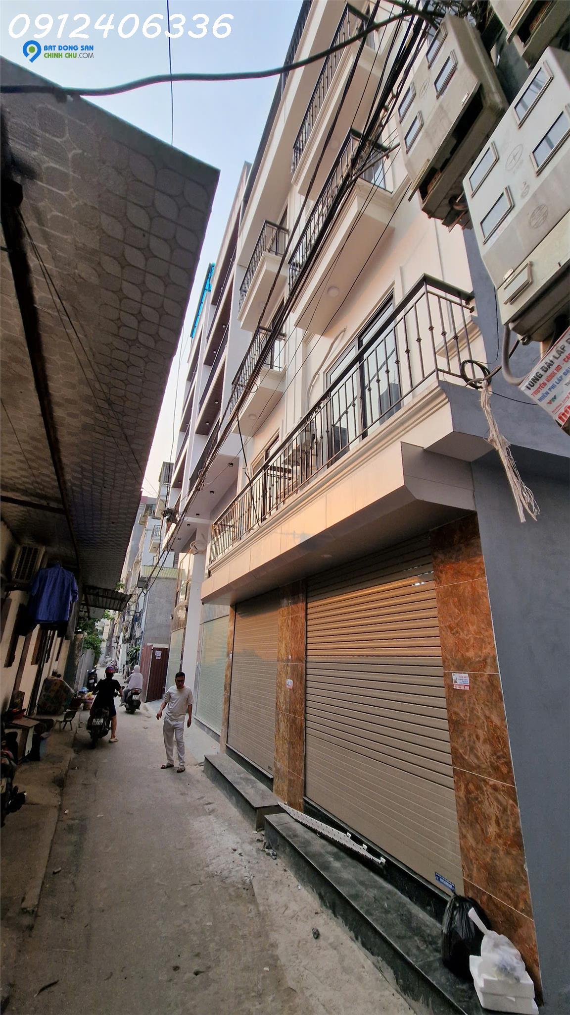 Cần bán nhà Long Biên, phố Đàm Quang Trung, 30m², mặt ngõ thông, nhà 5 tầng thoáng mát, tiện nghi tuyệt vời