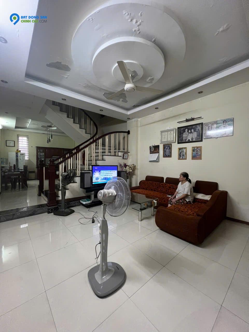 GIÁ MỀM HƠN BÚN - DT 63M2 CHỈ 7,35 TỶ  - NHÀ PHỐ LONG BIÊN DÂN XÂY CHẮC CHẮN