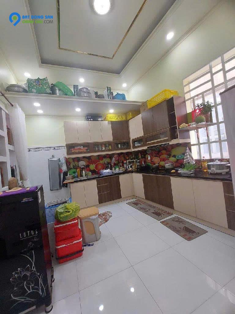 HÀNG THƠM CHỦ NGỘP GIẢM hơn 5 tỷ, BIỆT THỰ 412M2 MẶT TIỀN TRUNG TÂM TRỊ TRẤN CỦ CHI GIÁ CHỈ 16 TỶ TL cho khách thiện chí.