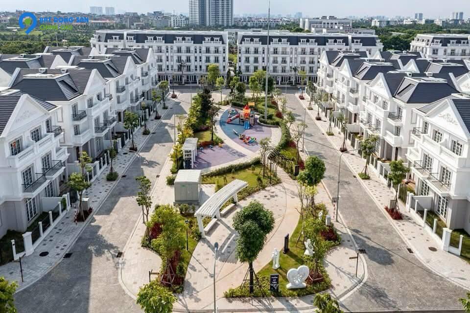 Liền kề 75m2 15 tỷ cạnh hồ 31 ha Gia Lâm 0931711838 Eurowindow Twin Park