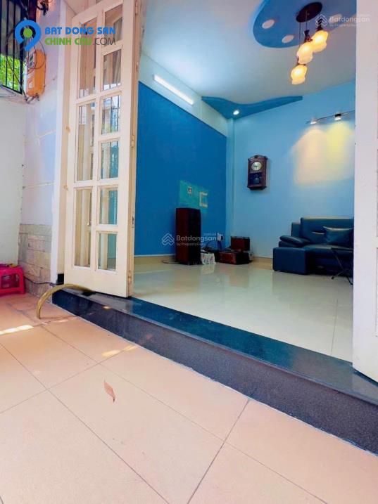 Siêu phẩm ngang 8,2m hoàn công đủ, Lưu Hữu Phước Quận 8, 3,8 tỷ thương lượng