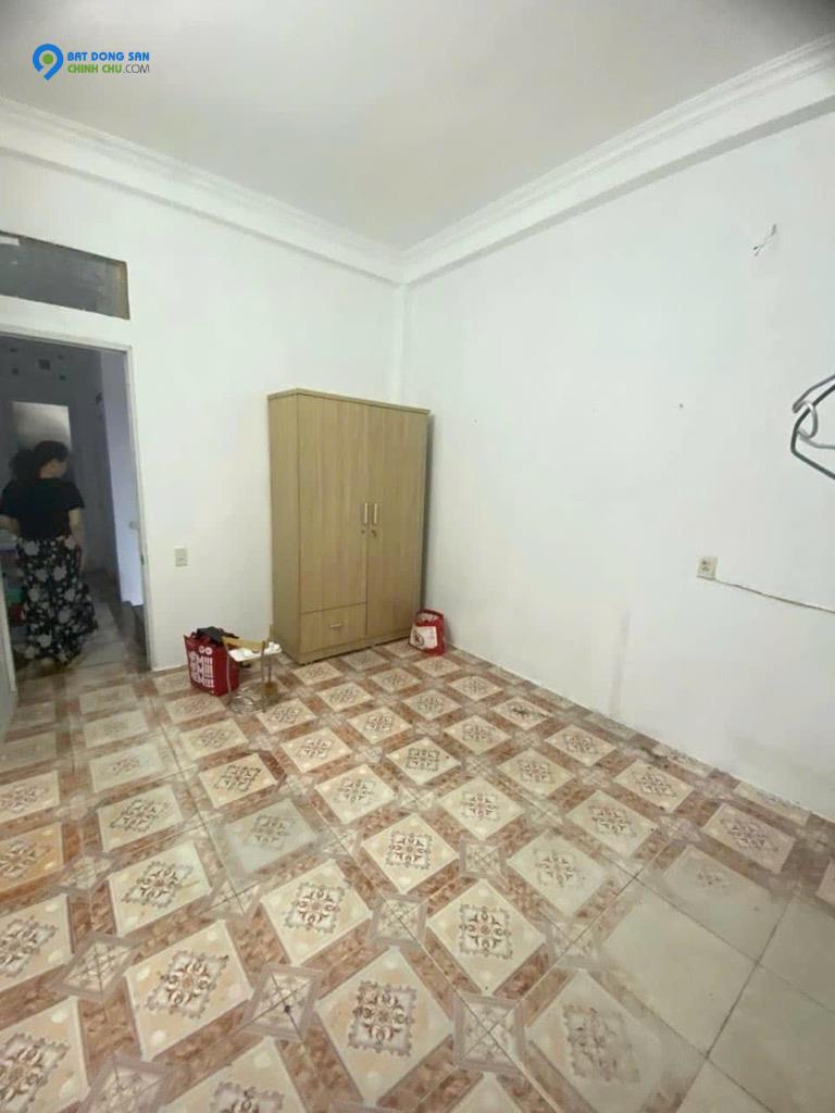 TÔI CẦN BÁN NHÀ PHÂN LÔ MẠC THÁI TỔ - Ô TÔ TRÁNH - KD VĂN PHÒNG ĐỈNH.