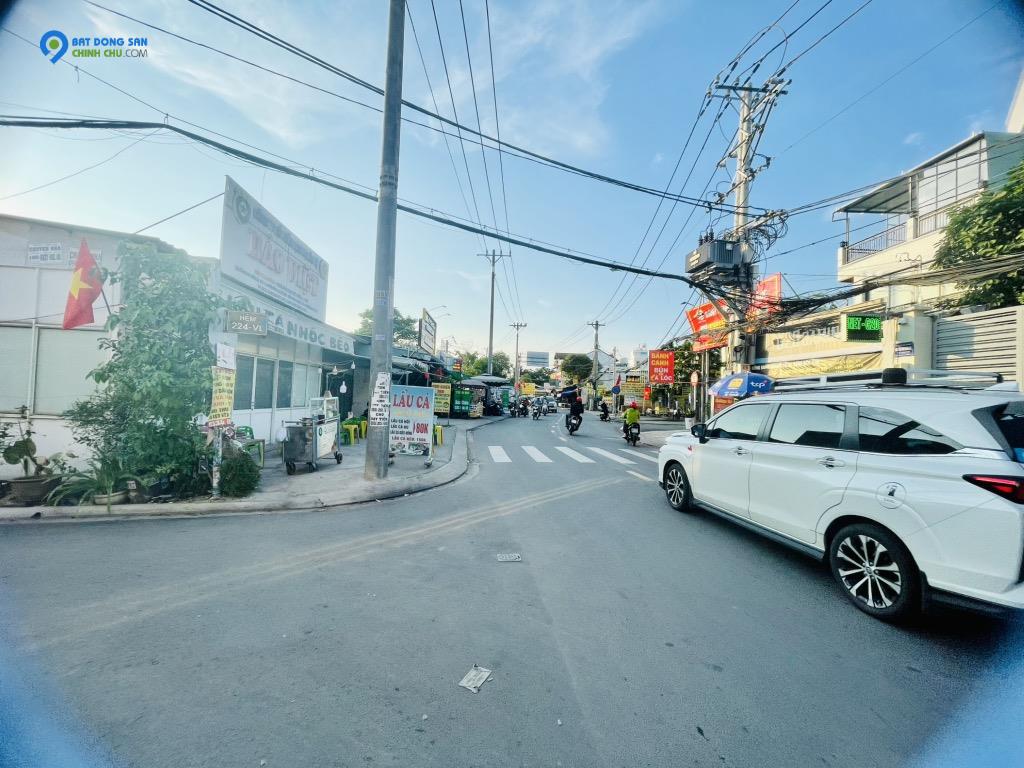 Nhà sát Gò Vấp, View Kênh Tham Lương - 374m2 - Phù Hợp Xây CHDV Hoặc Biệt Thự - Giá Chỉ 21 Tỷ