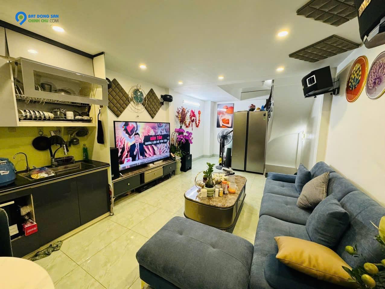 BÁN NHÀ MỚI FULL NỘI THẤT PHỐ HOÀNG NGÂN 7 TẦNG MT 4.5M DIỆN TÍCH 35M2 8 TỶ