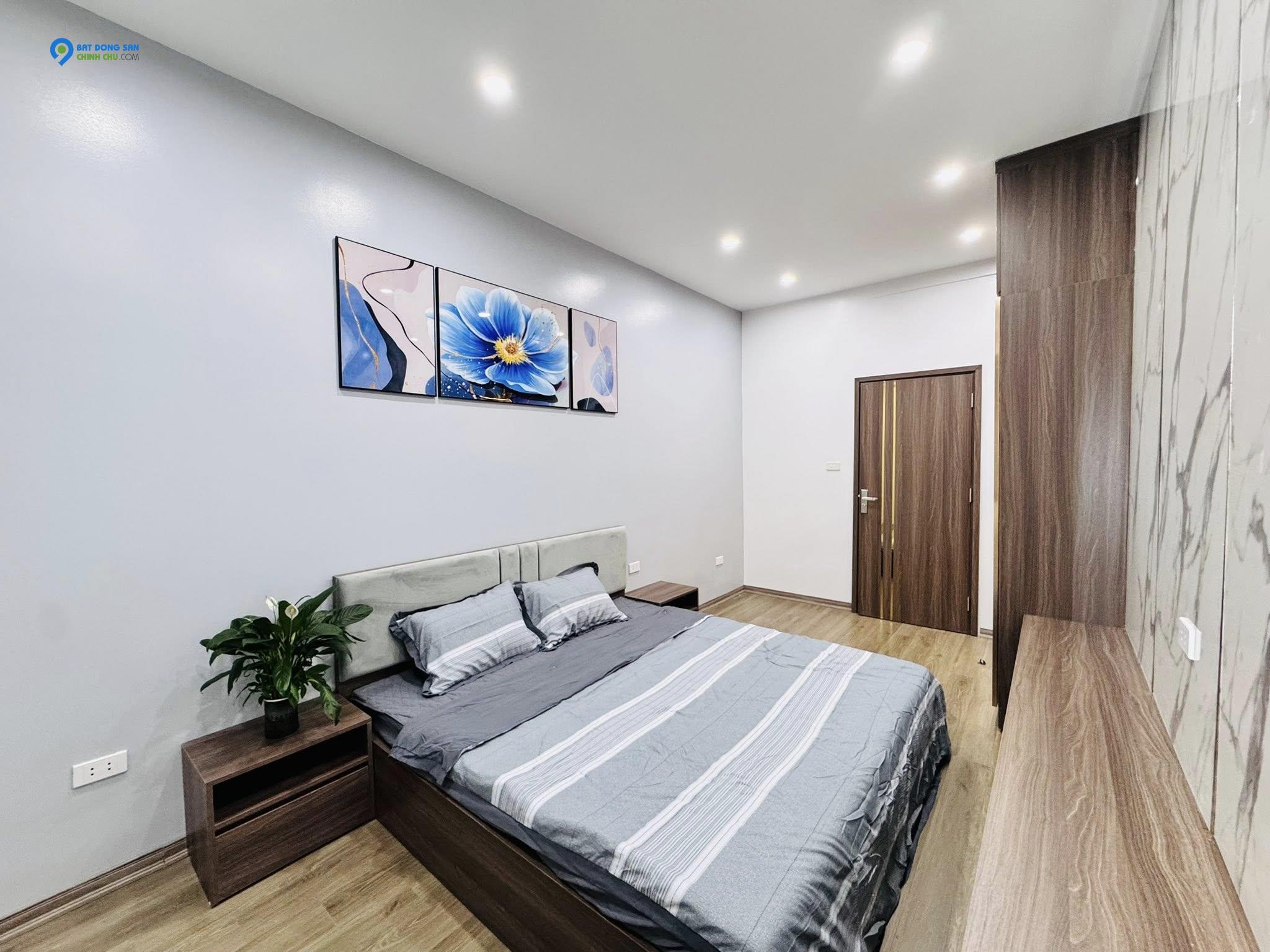 BÁN NHÀ NGUYỄN CHÍ THANH ĐỐNG ĐA MẶT TIỀN 4M DIỆN TÍCH 30 M2 GIÁ 6 TỶ