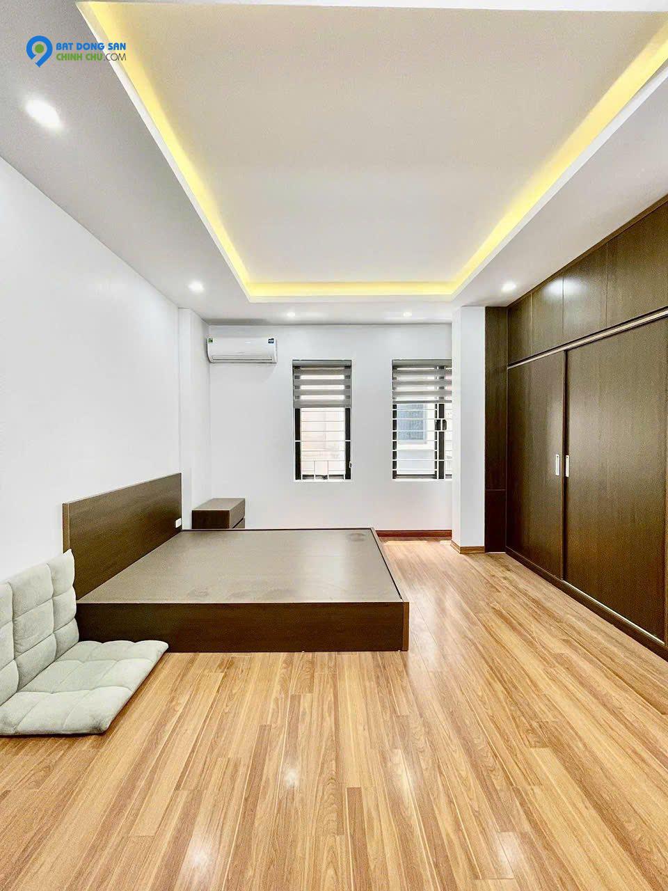 BÁN NHÀ PHÁO ĐÀI LÁNG DIỆN TÍCH 40M2 MẶT TIỀN 5,5M GIÁ 7 TỶ