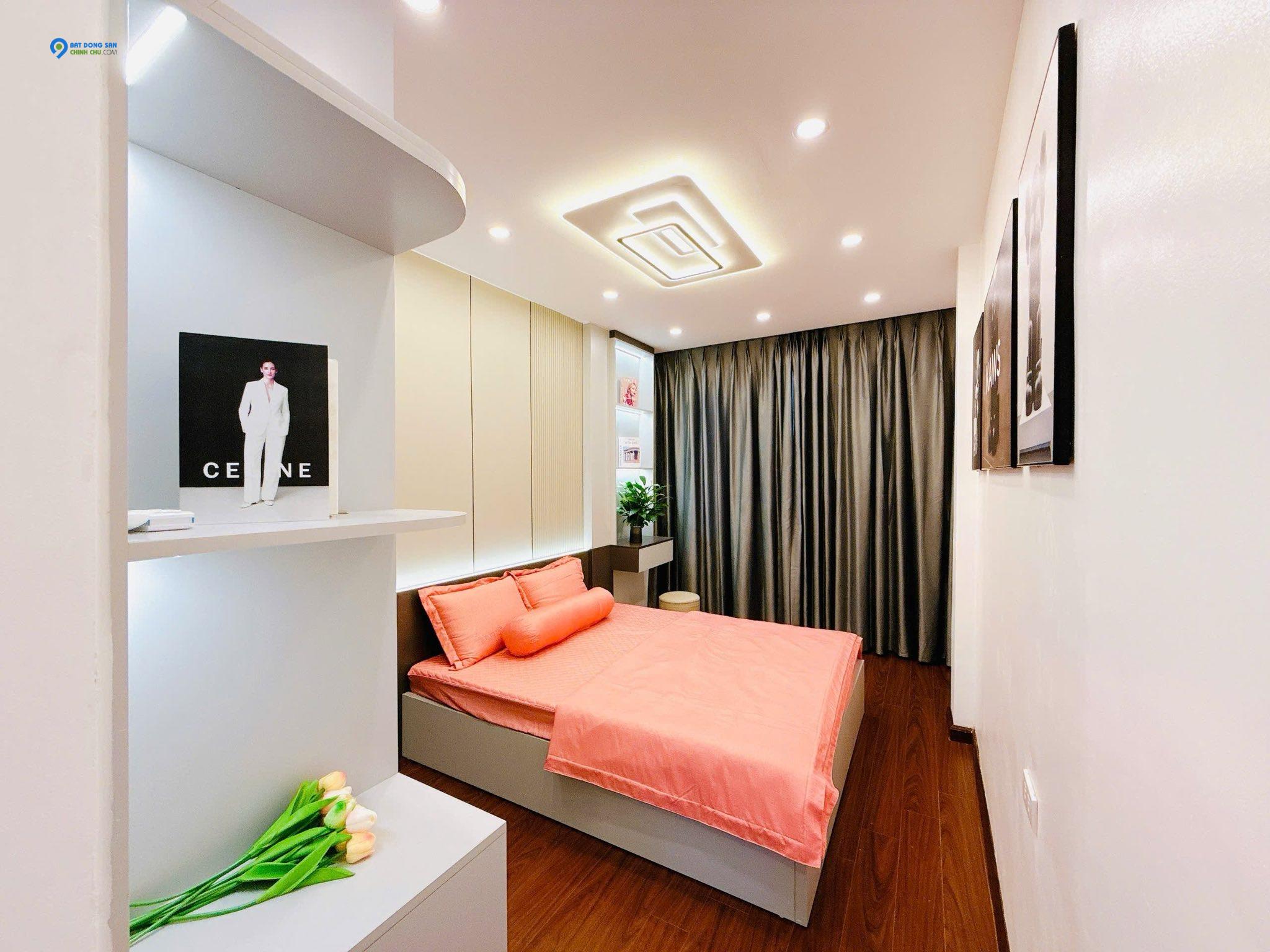 BÁN NHÀ NGUYỄN TRÃI THANH XUÂN 30m 5 TỶ 5 TẦNG MT3.5m Ô TÔ ĐỖ CỬA NHÀ MỚI Ở NGAY