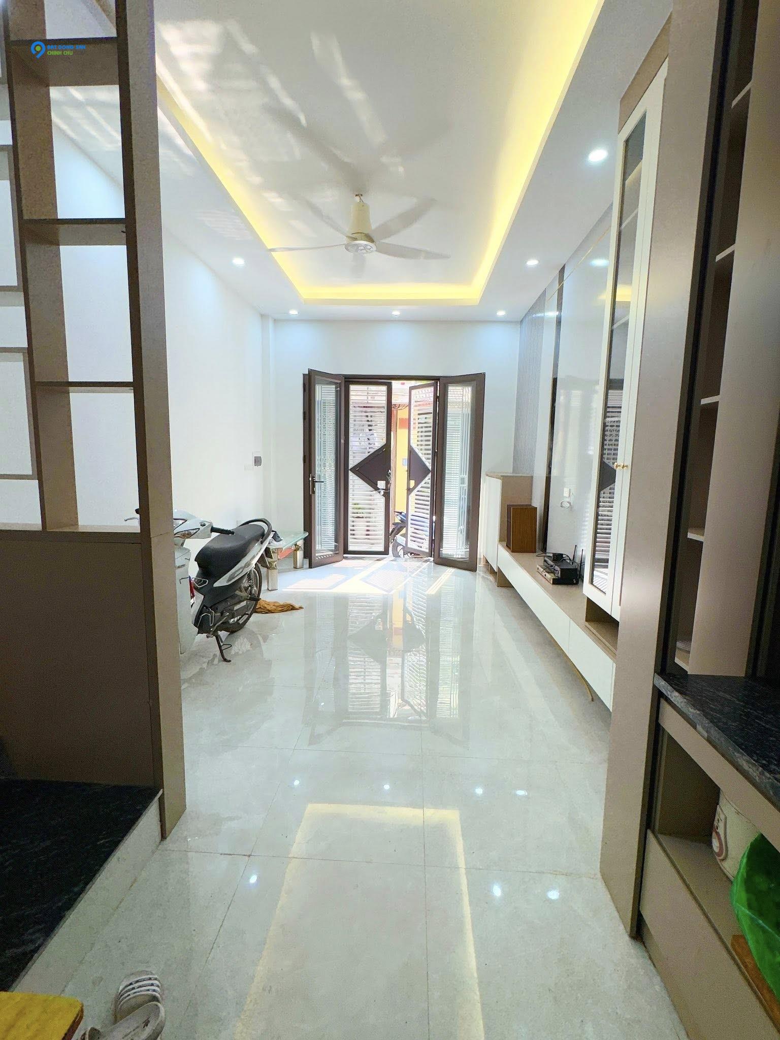 BÁN NHÀ DƯƠNG QUẢNG HÀM SẴN Ở 9TỶ6 MT3.3m NGÕ THẲNG TẮP GẦN MẶT ĐƯỜNG LỚN