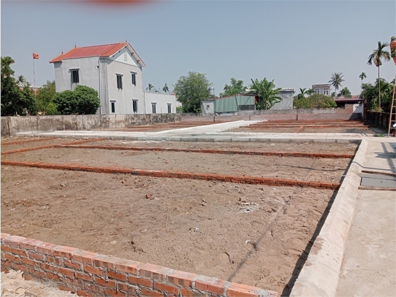 689tr kiếm đâu ra một vị trí đẹp cực phẩm như này, sát chợ, sát trung tâm thương mại