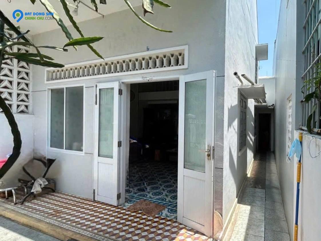BÁN ĐẤT TẶNG NHÀ CẤP 4 HẺM OTO PHƯỚC HẢI, NHA TRANG