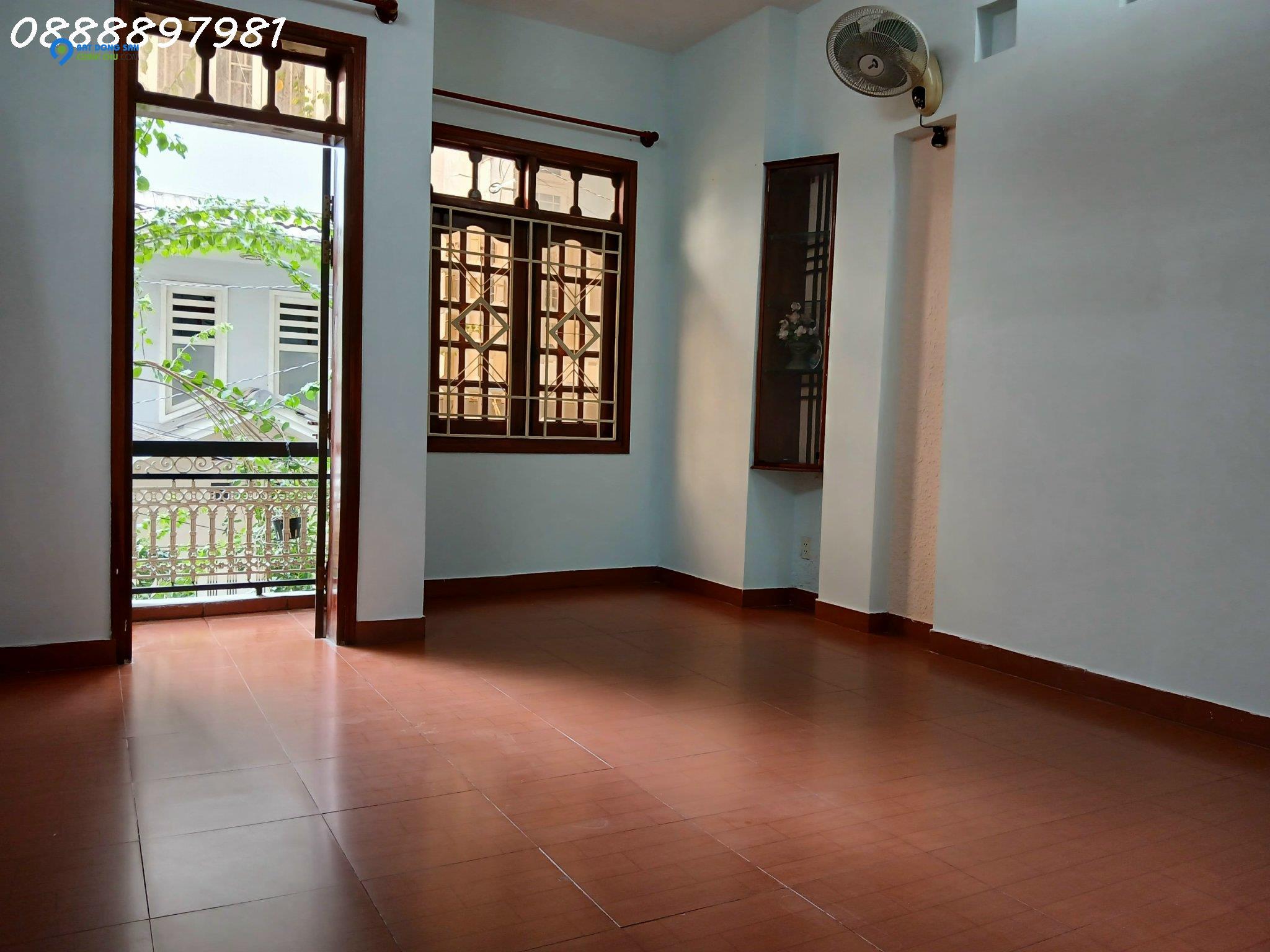 BÁN NHÀ 4 TẦNG HXH 6M GẦN SÂN BAY CHỈ 9.5 TỶ