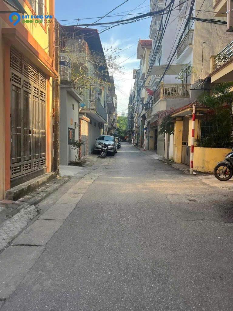 BÁN NHÀ 5 TẦNG, 4 PHÒNG NGỦ - PHƯƠNG MAI, ĐỐNG ĐA - 8.8 TỶ - VỊ TRÍ VÀNG