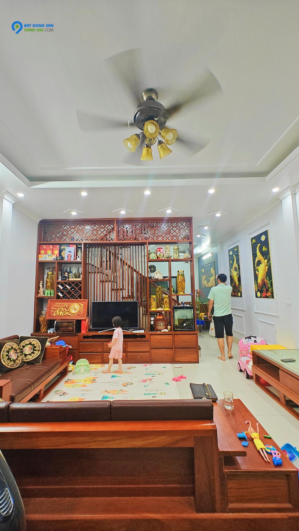 BÁN NHÀ HOÀNG MAI NGÕ Ô TÔ – 61M² – 5 TẦNG – THOÁNG TRƯỚC SAU – GẦN HỒ ĐỀN LỪ – 15 TỶ