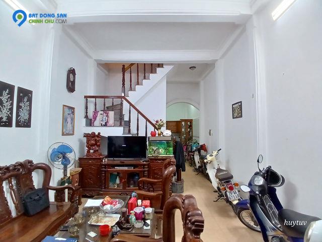 ->BÁN NHÀ PHÂN LÔ VIP CẦU GIẤY - MẶT NGÕ Ô TÔ THÔNG  - ĐẦY ĐỦ TIỆN ÍCH