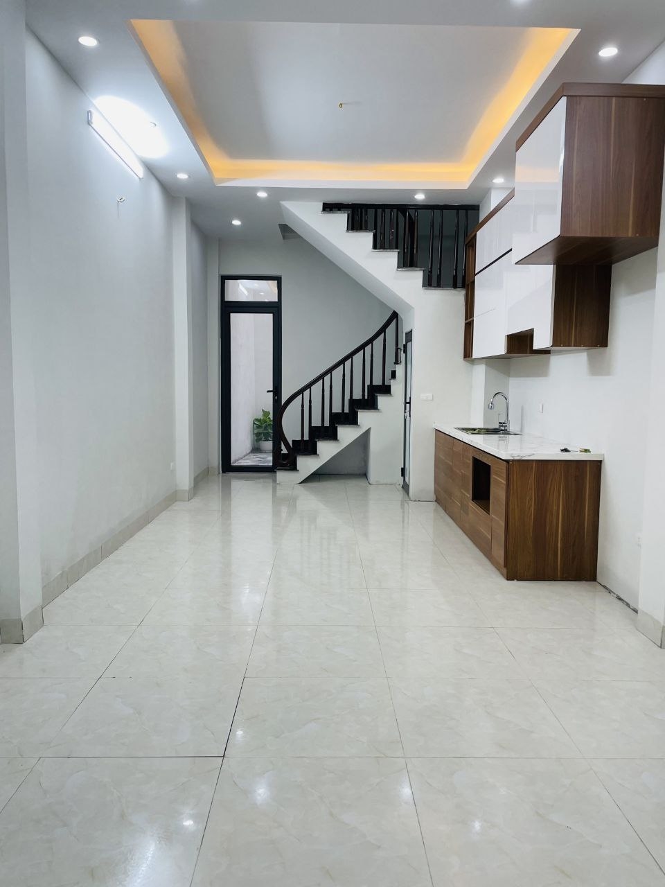 BÁN NHÀ TRƯỚC TẾT Ô CHỢ DỪA 45M2, 5 TẦNG