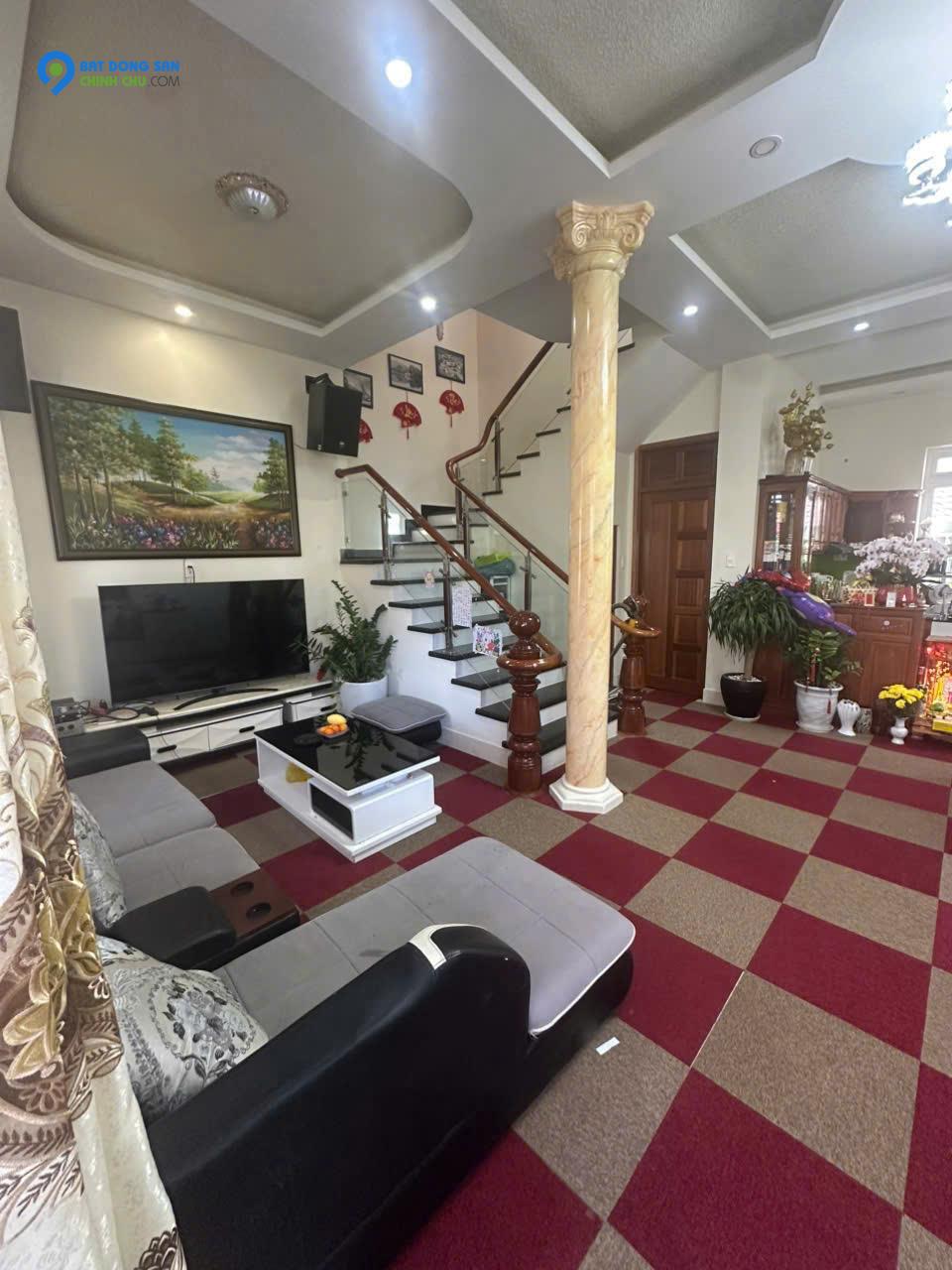 BÁN VILLA 7 PHÒNG NGỦ MAI ANH ĐÀO PHƯỜNG 8  ĐÀ LẠT GIÁ 13 TỶ