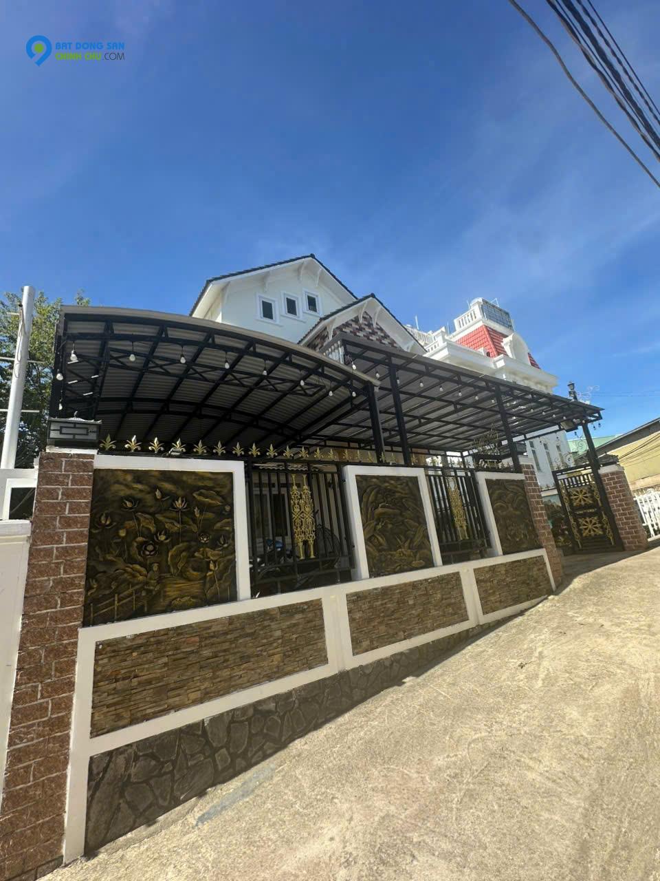 BÁN VILLA 7 PHÒNG NGỦ MAI ANH ĐÀO PHƯỜNG 8  ĐÀ LẠT GIÁ 13 TỶ