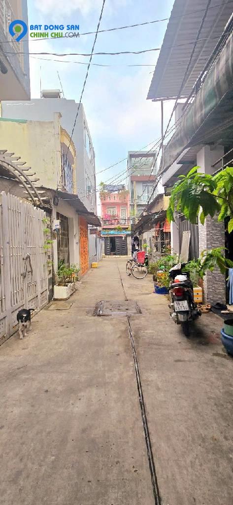 BÌNH TÂN - GIÁP TÂN PHÚ - HẺM XE HƠI THÔNG TỨ TUNG - MỘT BƯỚC RA MẶT TIỀN LÊ TRỌNG TẤN - NHÀ ĐẸP 2 TẦNG BTCT - CHỈ 3.x TỶ!!!