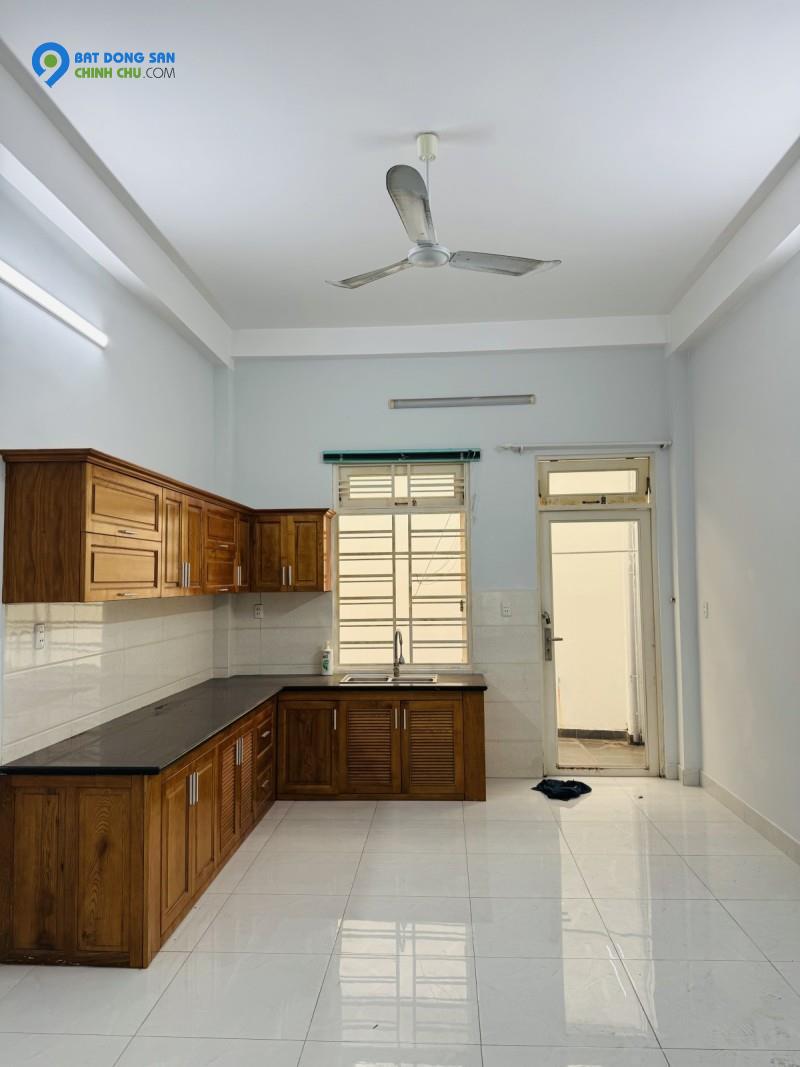 Bán Gấp Nhà Xinh- An Lạc Bình Tân - 84m2 - Hẻm 9M - Vuông Vức ~85tr/m2