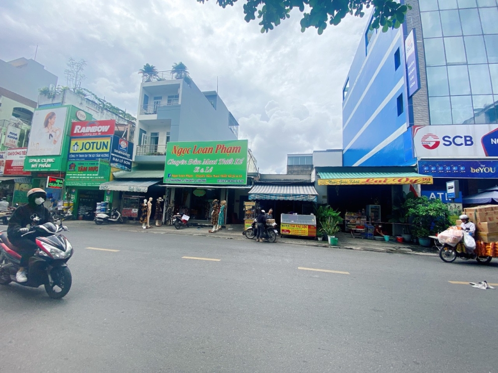 Bán Nhà Mặt Tiền Kinh Doanh - Ngay Chợ - Đường Tân Hương, Quận Tân Phú.(6,5x18,5m)