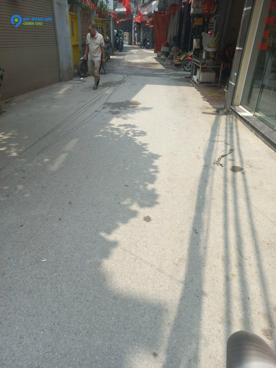 Bán Nhà Mễ Trì 80m2 Đường Rộng Oto Tránh, Hướng Tây Giá 16.8 Tỷ