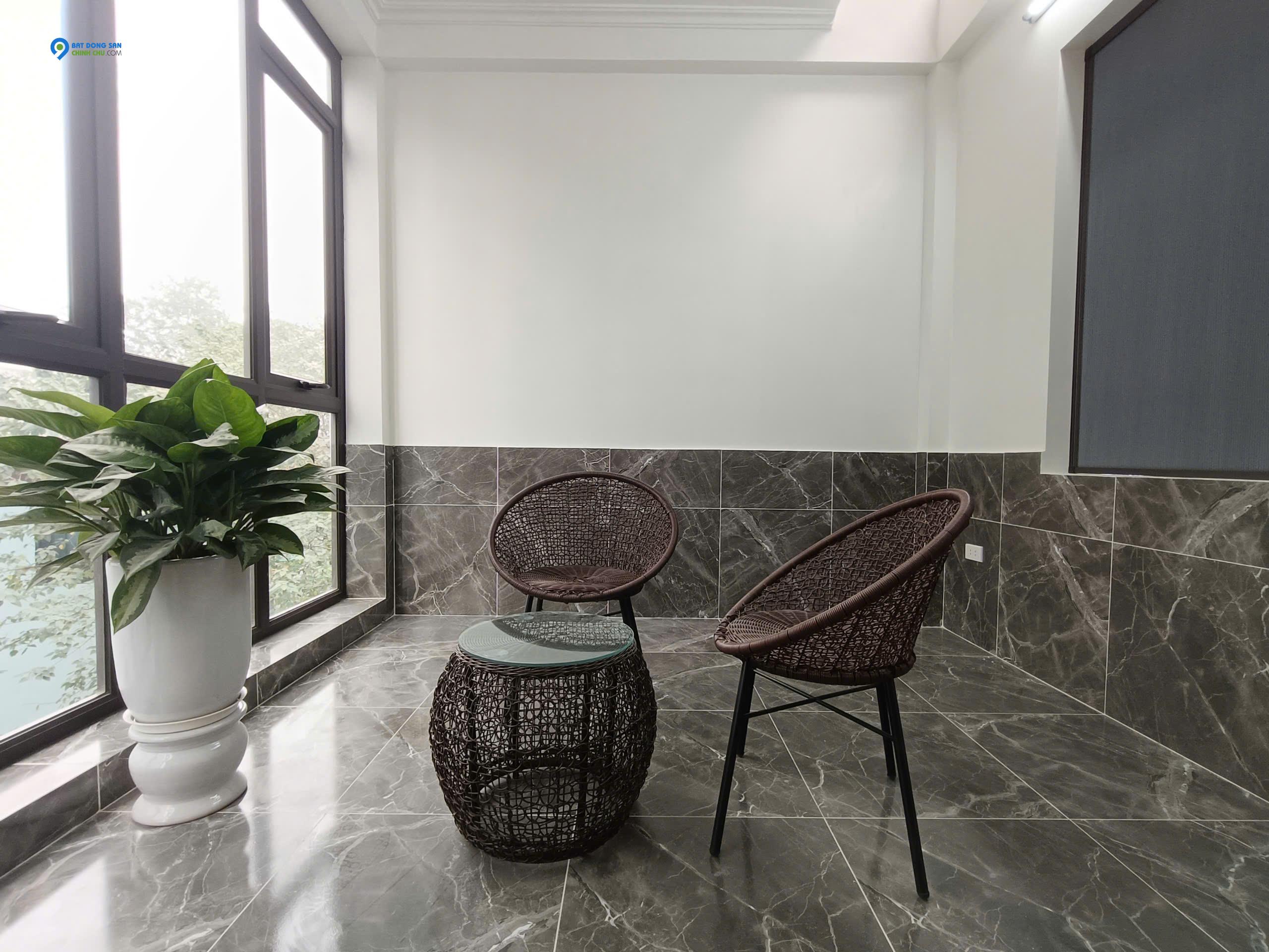 Bán Nhà Riêng, Phố Chùa Láng - DT 45m2 x MT 3.6m x 5 Tầng, Nở Hậu, Nhà Mới Full Nội Thất, An Ninh Đỉnh, Nhiều Tiện Ích