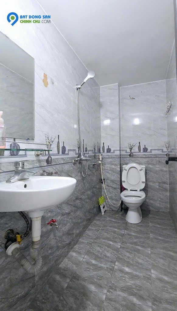 Bán Nhà Tam Trinh Xây Mới 2 Tầng 2 Phòng Ngủ Giá 2.68 Tỷ Nhà Chưa Sổ