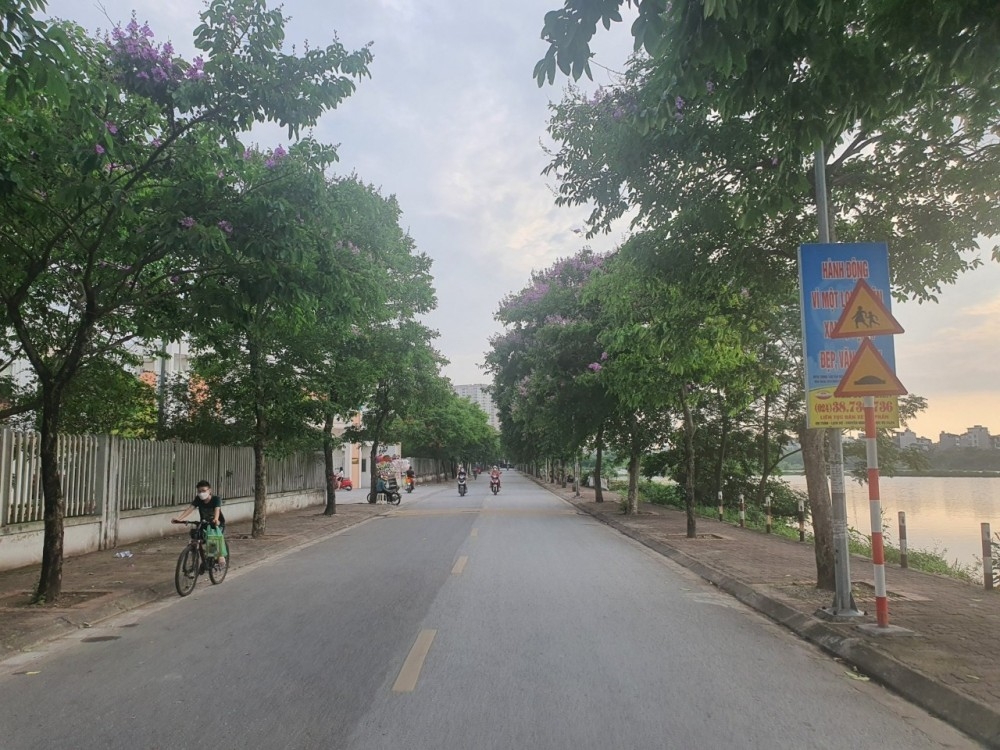 Bán đất Phân lô phố Cổ Linh, 2 Thoáng, View Hồ, An Sinh Đỉnh.