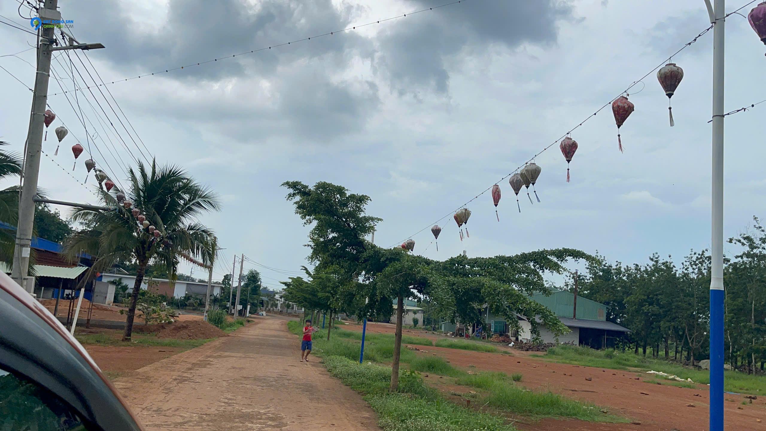 Bán đất Phú Riềng, Bình Phước, Khu dân cư hiện hữu, Ngay 3 KCN lớn, 298 triệu 200m2 đất thổ cư