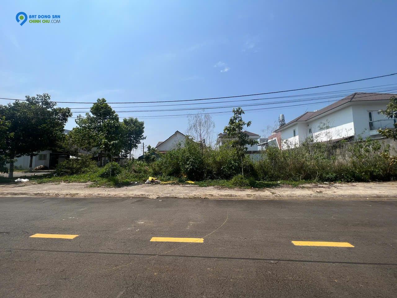 Bán đất khu biệt thự, full thổ cư, có sổ hồng Bảo Lộc, Lâm Đồng