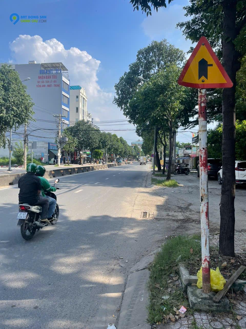 Bán đất mặt tiền 8x30m giá 19 tỷ Đường Lê Thị Riêng