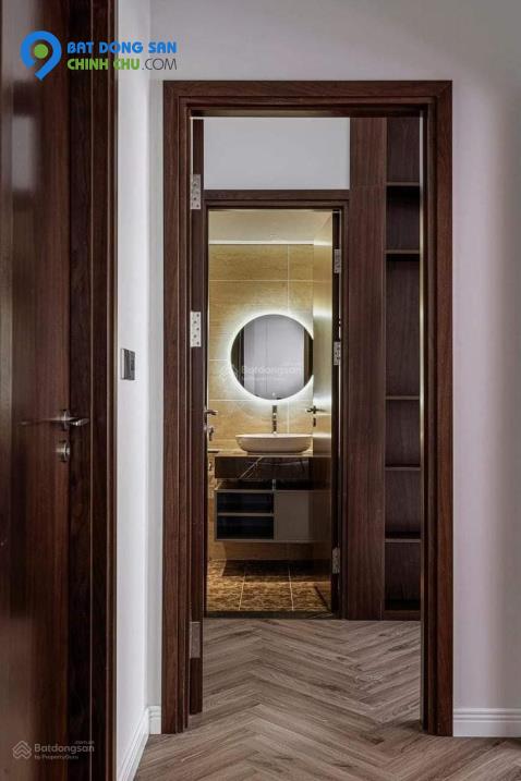 Bán gấp căn 2 ngủ! Nhà đẹp, nội thất nhập khẩu, 86 m2, tầng trung, sổ đỏ