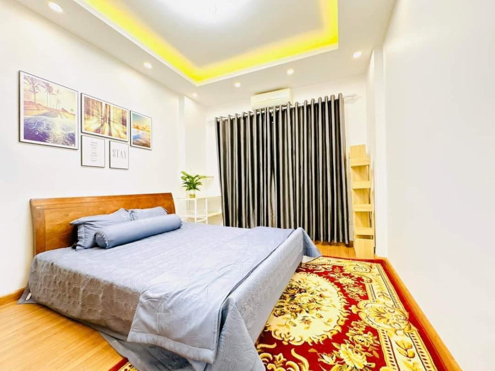 Bán gấp nhà Cự Lộc ,  đẹp ,hàng xóm VIP Royal City