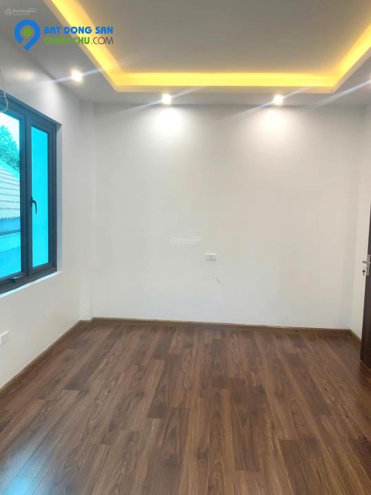 Bán gấp nhà riêng tại Đại Tự - Kim Chung, 10m ô tô đỗ